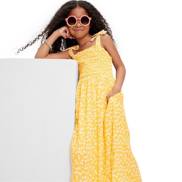 Kids' Smocked Tie Strap Ginkgo Yellow Midi
Dress 
Diane Von Furstenberg - Picture 3 of 5